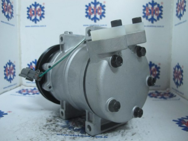 KYO06012  HİTACHİ İŞ MAKİNASI 24V V KAYIŞ