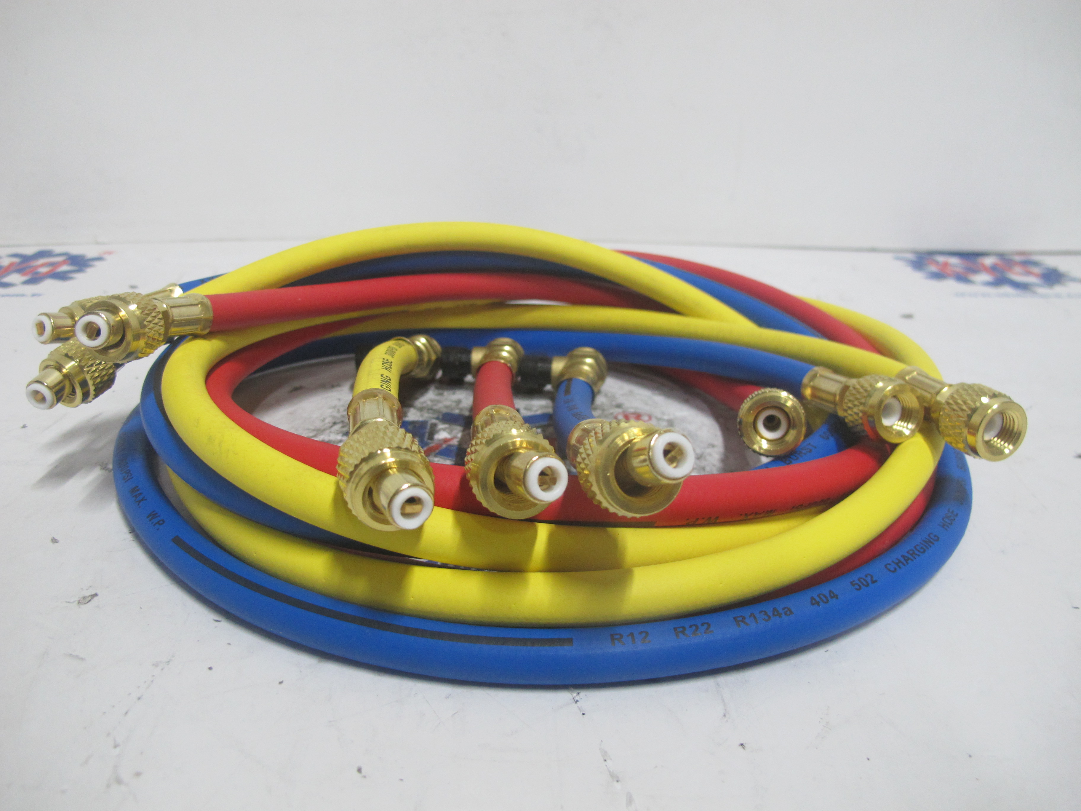 KYOA733 GAZ HORTUM SARJ 1.80 CM VE MUSLUKLU ARA APARAT SETİ 