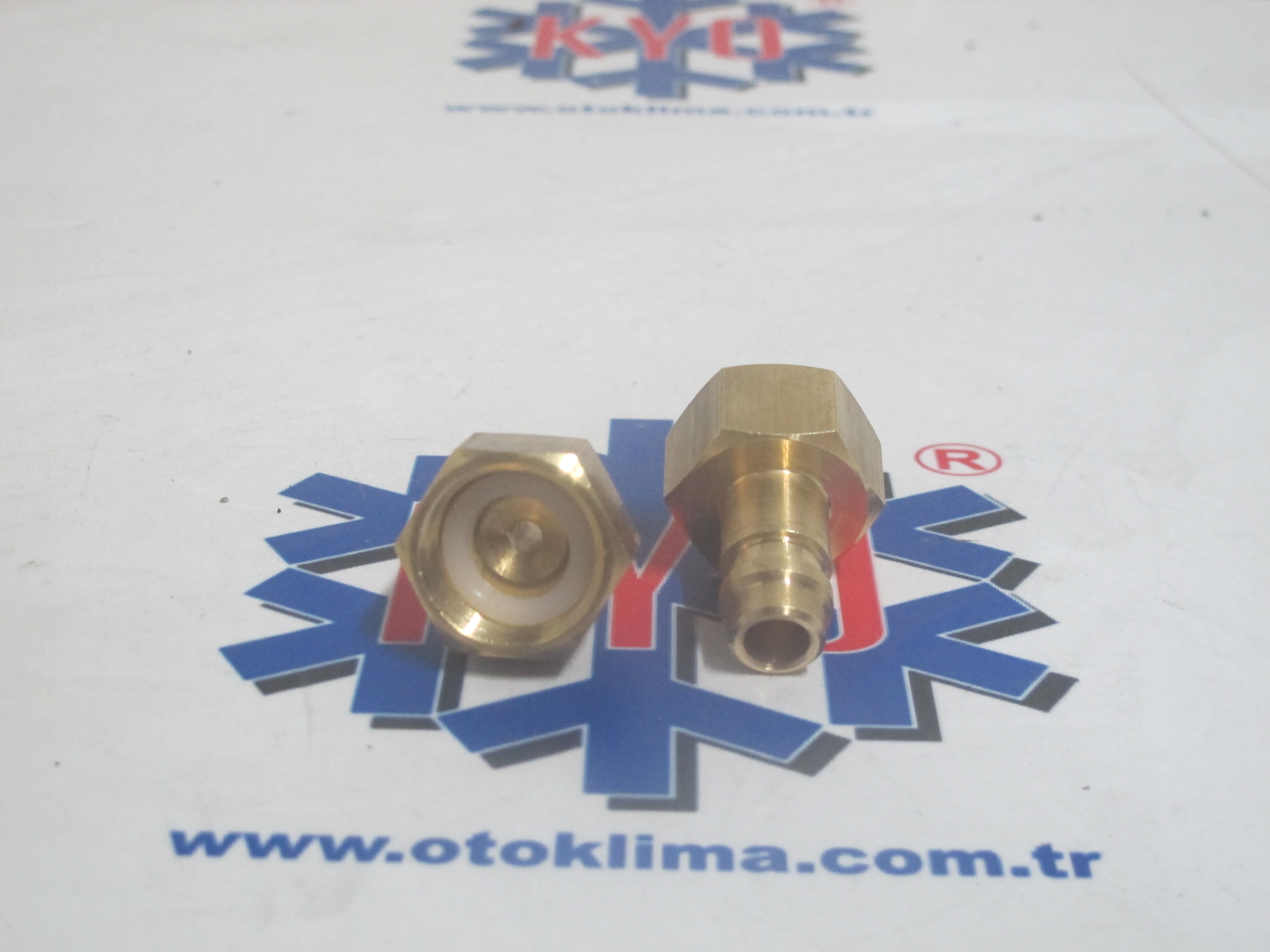KYOA760 1234YF DOLUM ADAPTÖRÜ ALÇAK BASINC