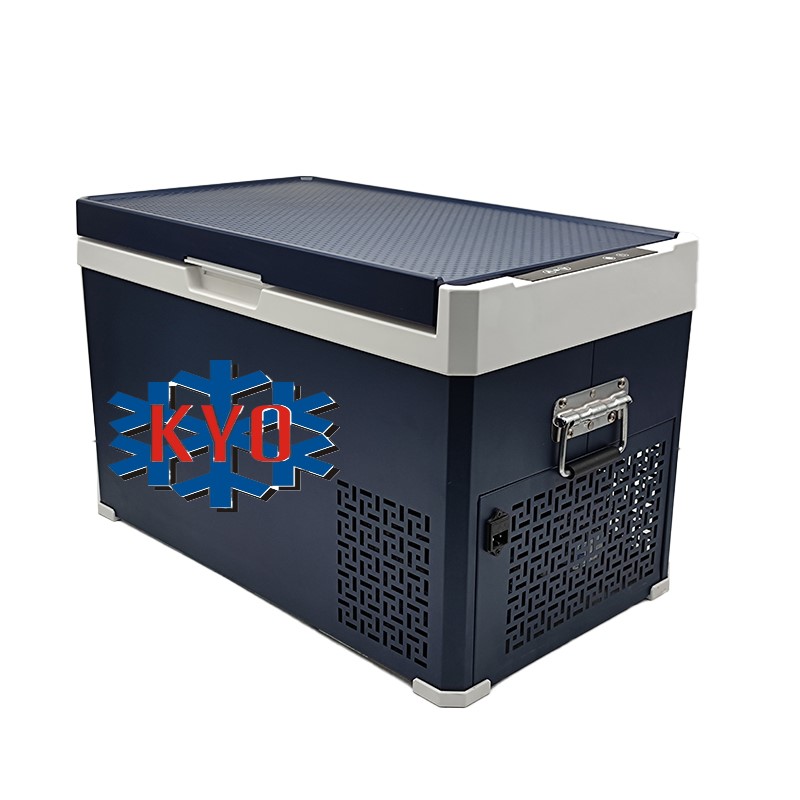 KYOBZ02 ARAÇ BUZDOLABİ 40L