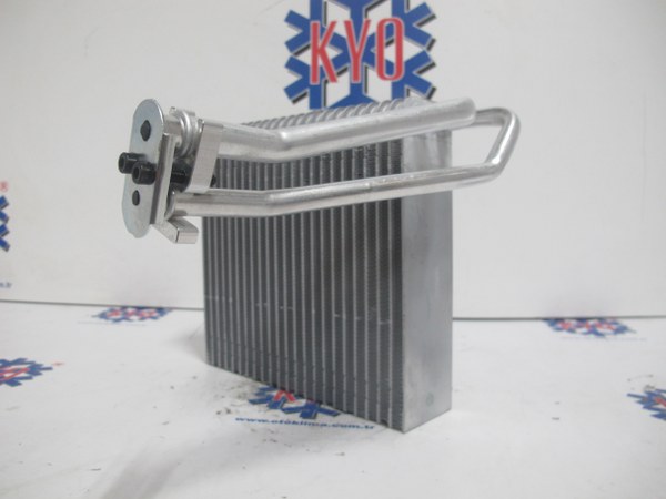 KYOEV 1698300758 MERCEDES BENZ  W169 - W245 OEM : 1698300758 - 1698300158