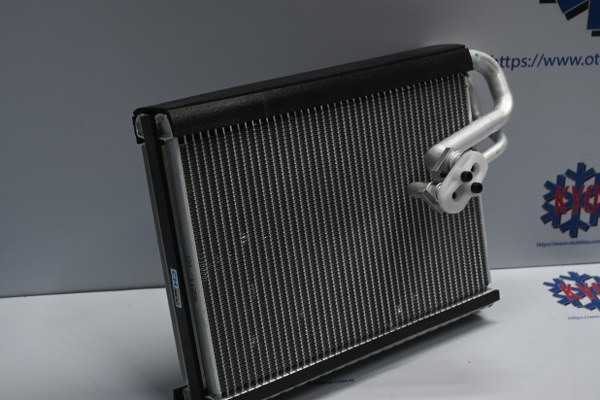 KYOEV 4M1820023 AUDİ A4-A5-A7 OEM : 4M1820023