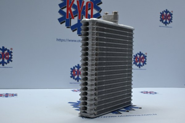 KYOEV YT20M00004S008  KOBELCO EXCAVATÖR CASG - IH  CX 220 OEM : YT20M00004S008 - YT20M00004S068