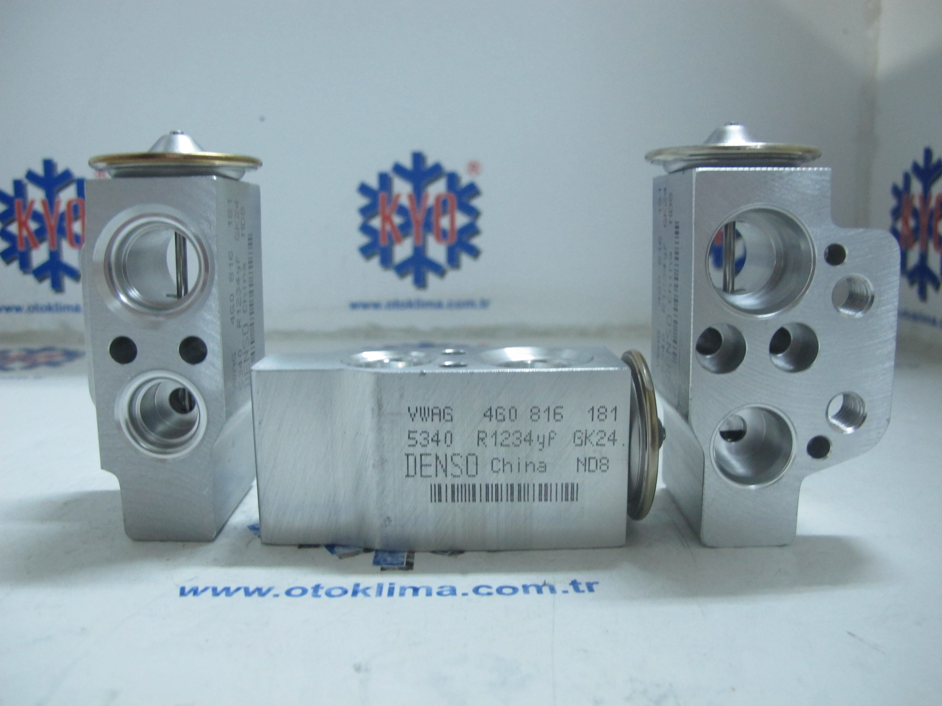 KYOEX9985 GOLF V AUDI A3 JETTA 1234YF OEM : 4G0816181