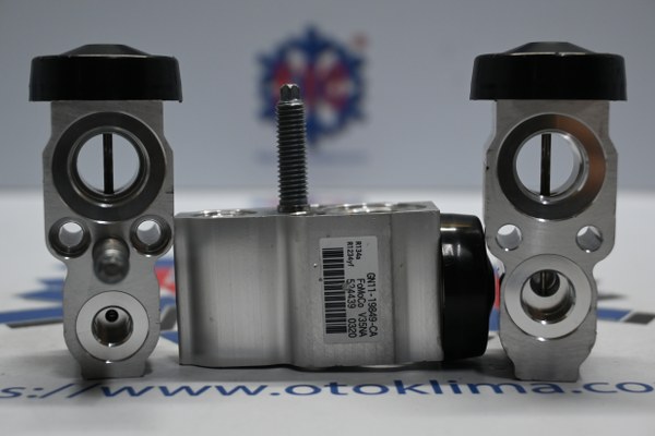 KYOEX GN11-19849-CA  FORD MONDEO ORJİNAL  OEM : GN11-19849-CA