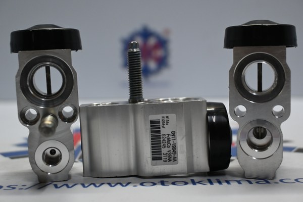 KYOEX9925 FORD MONDEO ORJİNAL OEM : GN11-19849-AA 