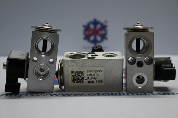 KYOEX9939ORJ  JEEP OEM : 447520-0430