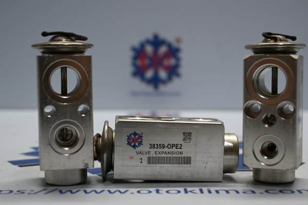 KYOEX9948 OPEL VECTRA C - SAAB 93 OEM: 1618263 , 93171816 