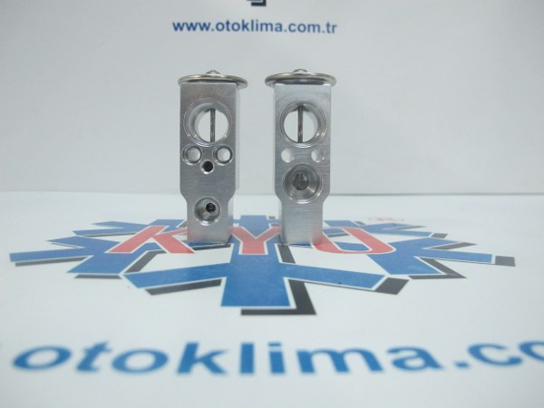 KYOEX9959 TOYOTA LAND CRUİSER  OEM: 447500-2370