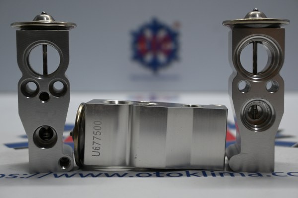 KYOEX9997 PEUGEOT 3008 - CİTROEN C3 C4 OEM : 6461N0