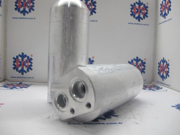 KYOF0002 RENAULT TRUCKS  OEM : 7482372298