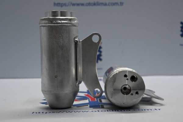 KYOF0212 JAGUAR XJB  OEM: MNC7412AB