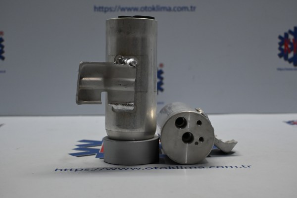 KYOF3104 MERCEDES BENZ W168  OEM: A1688300858 , 1688300858 