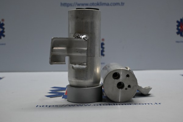 KYOF3104 MERCEDES BENZ W168  OEM: A1688300858 , 1688300858 