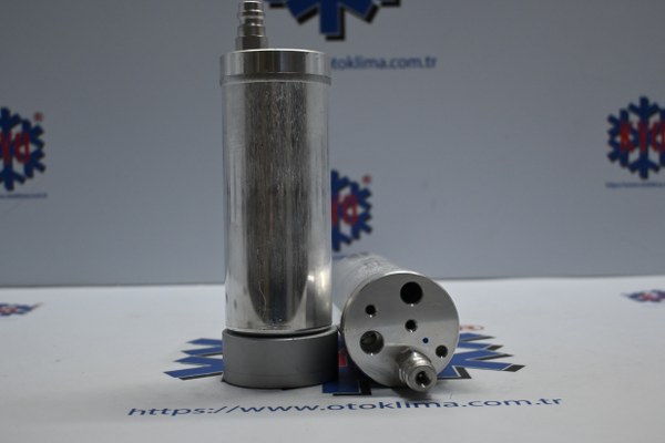 KYOF3155 RENAULT MEGANE  OEM: 8200071647 