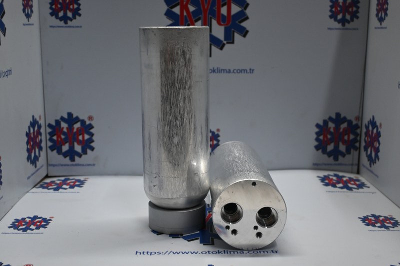 KYOF3196 AUDİ A4 - SEAT LEON OEM: 8E0820193E , 8E0820193P 