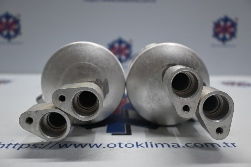 KYOF9482  RENAULT MEGANE II OEM: 8200247360