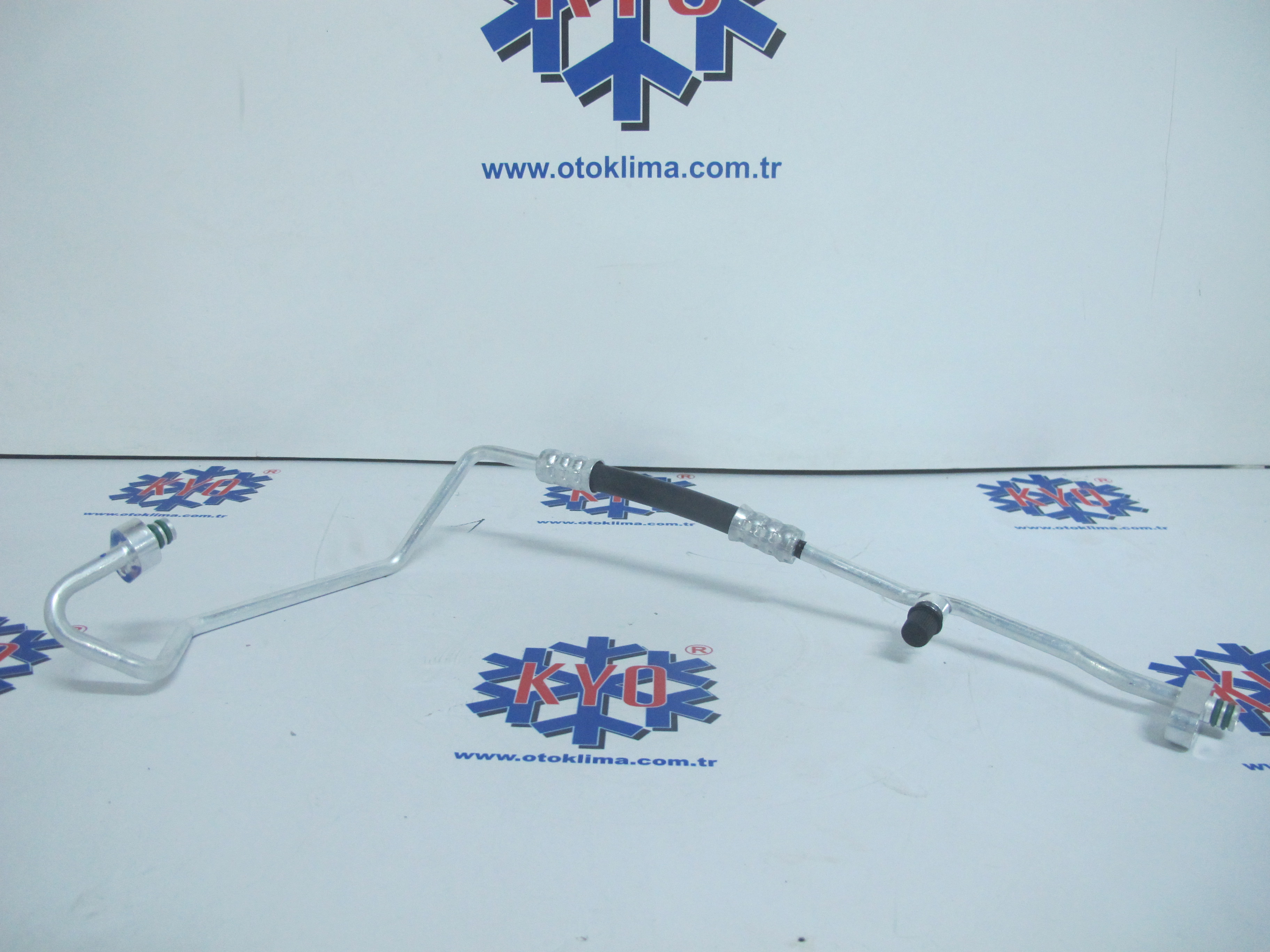 KYOH01900 R. CLIO SYMBOL KANGOO 1.5 2011 OEM:8200373884