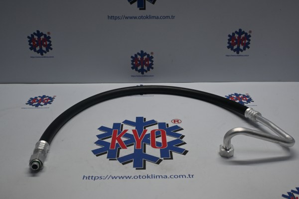 KYOH02400A  VOLKSWAGEN PASSAT 98 OEM : 8D0260701H