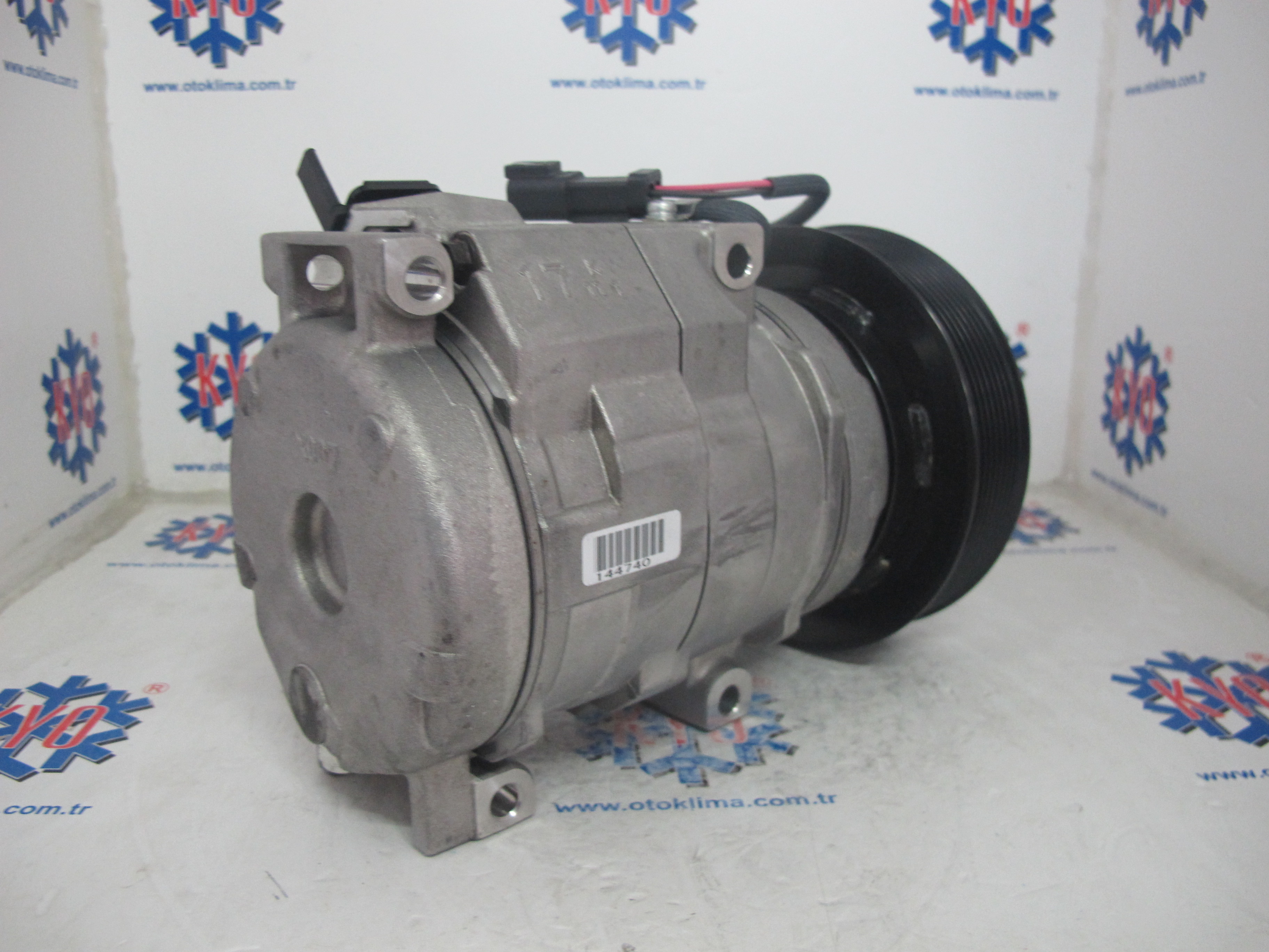 KYOK06002 İŞ MAKİNESİ 12 - 24V  OEM : 437100-5021