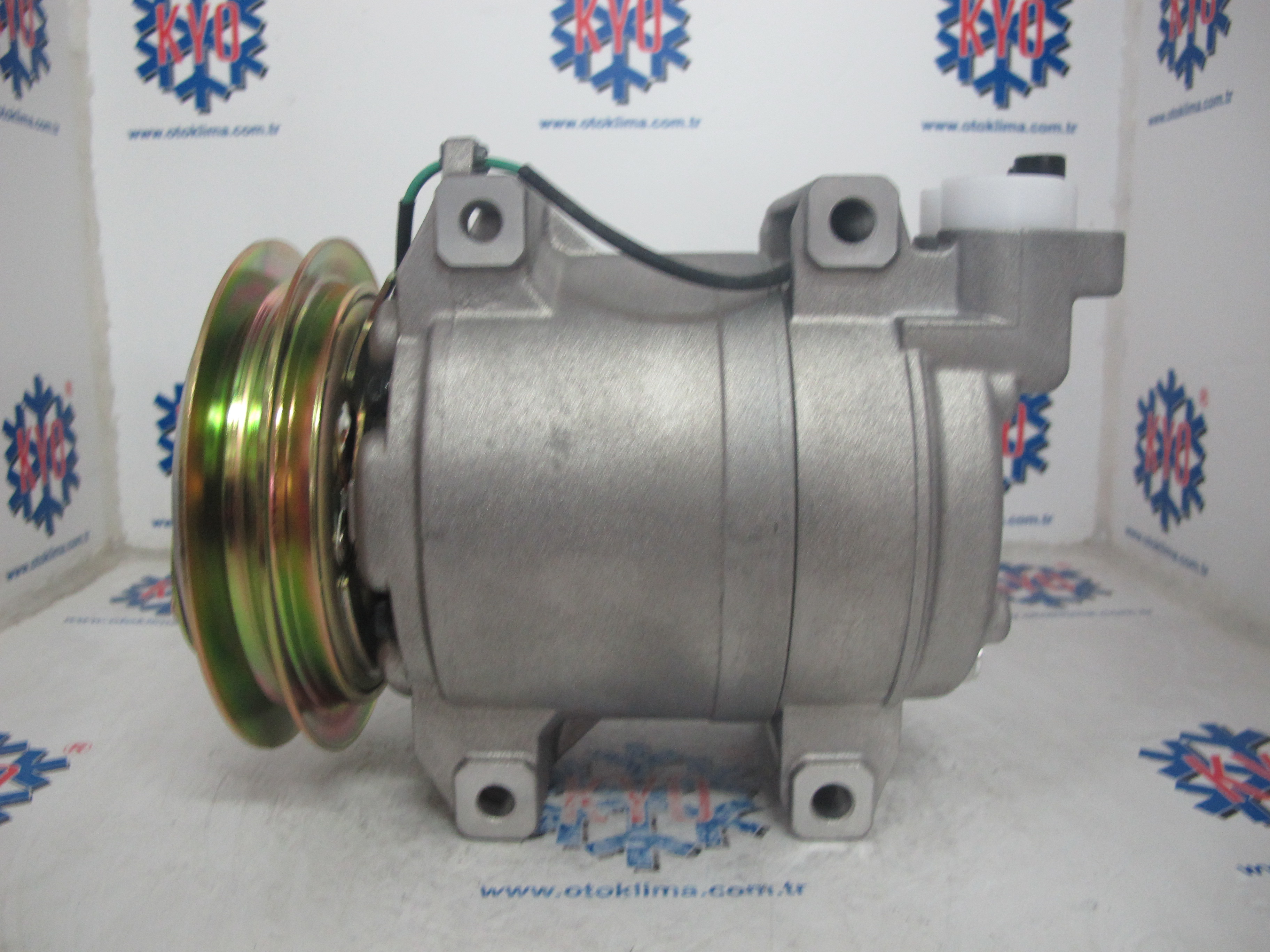 KYOK06013 HİTACHİ İŞ MAKİNASI OEM : 815034