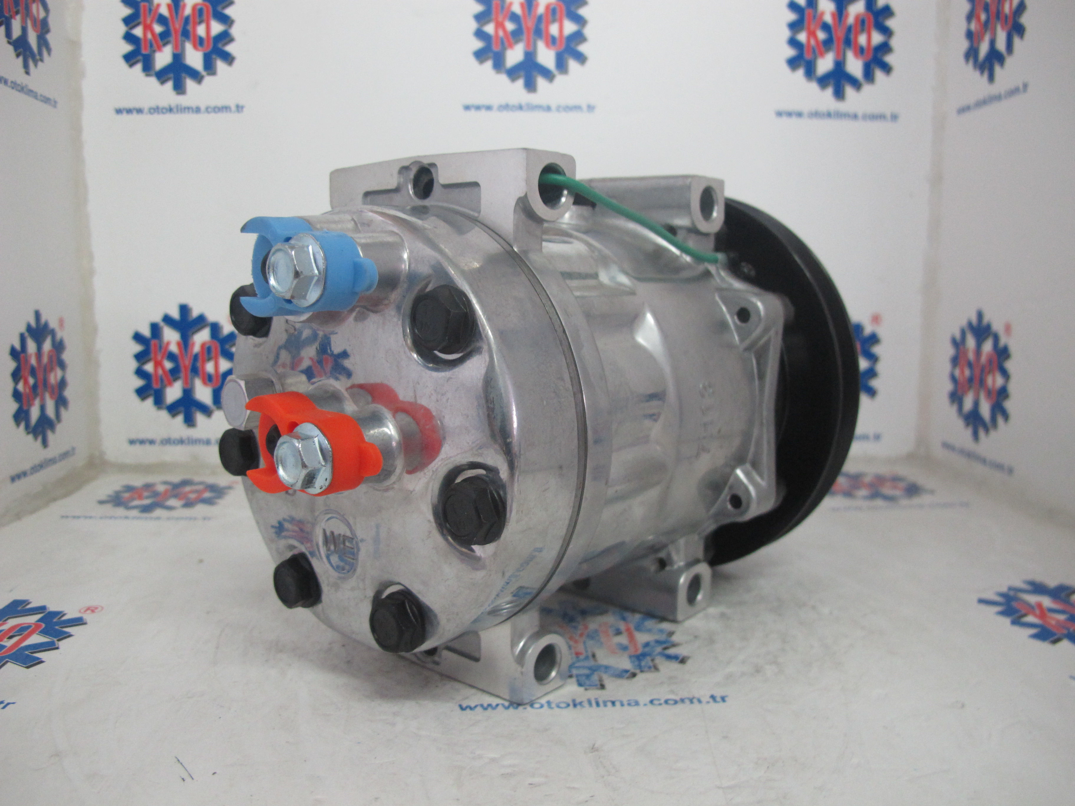 KYOK06020  İŞ MAKİNASI OEM : TDKR151320S