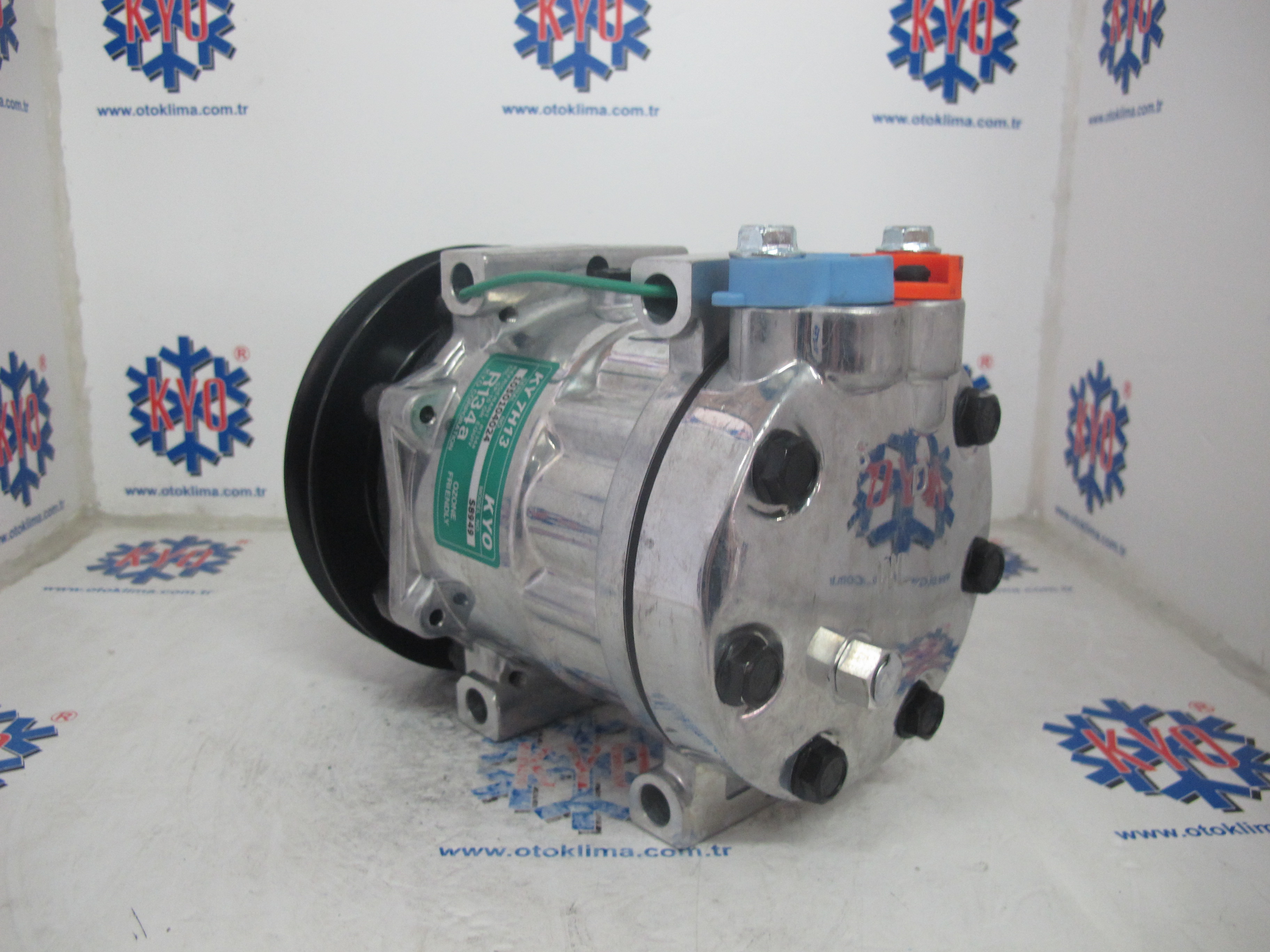 KYOK06021  İŞ MAKİNASI OEM : 259-7245 M736