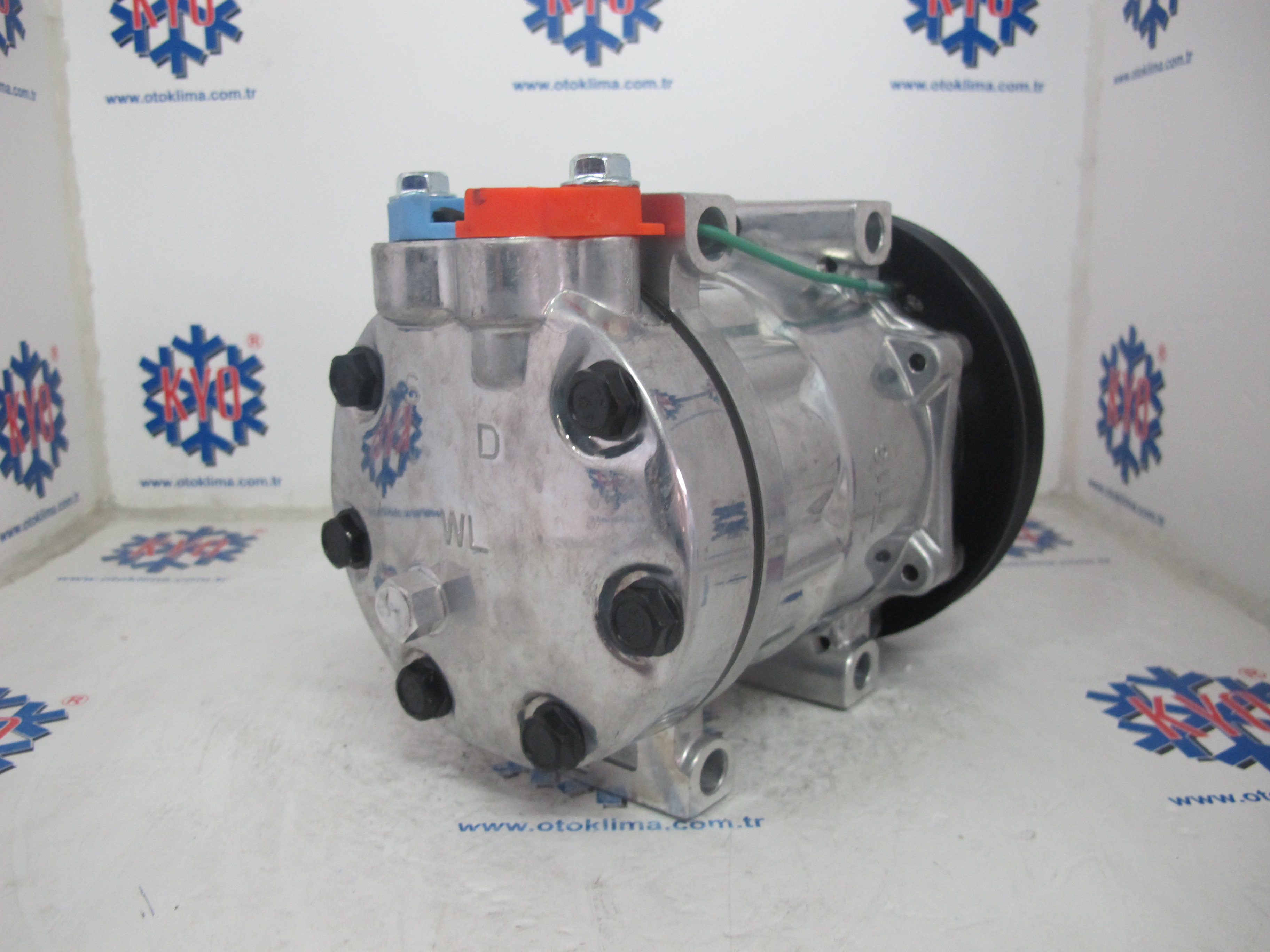 KYOK06021  İŞ MAKİNASI OEM : 259-7245 M736