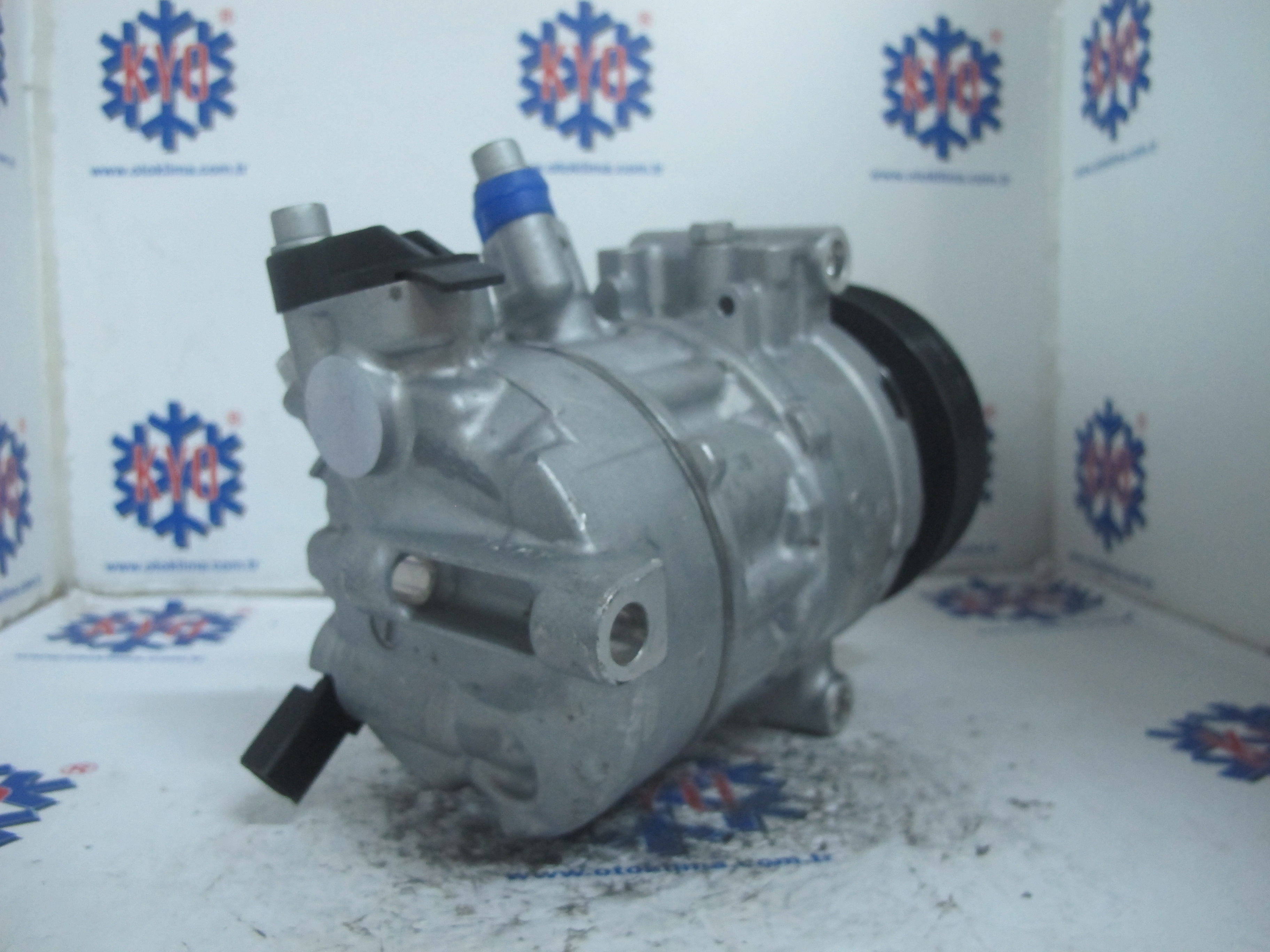 KYOK15004 AUDİ A6 - A7 6 PK CAP : 115 OEM : 4GD260805B