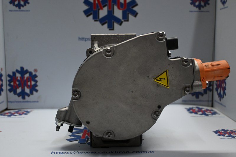 KYOK150102 PEUGEOT 508 II - CİTROEN C5 AİRCROSS - OPEL GRANDLAND X OEM : 9831825180 - 9831824980