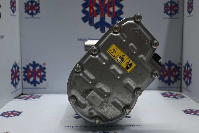 KYOK150103 RANGE ROVER L460  OEM : M9R3-19D684-AC