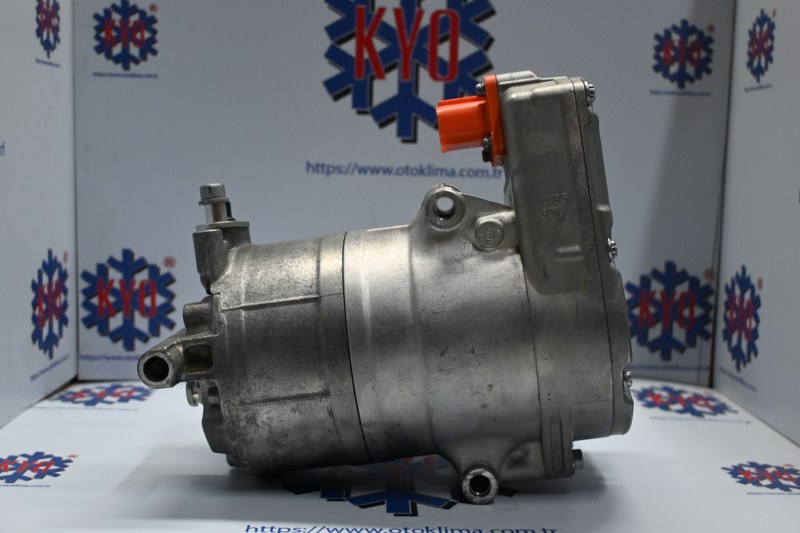 KYOK150106 AUDİ Q5 A8 Q8 OEM : 4G0816797F