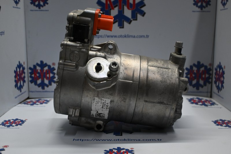 KYOK150106 AUDİ Q5 A8 Q8 OEM : 4G0816797F