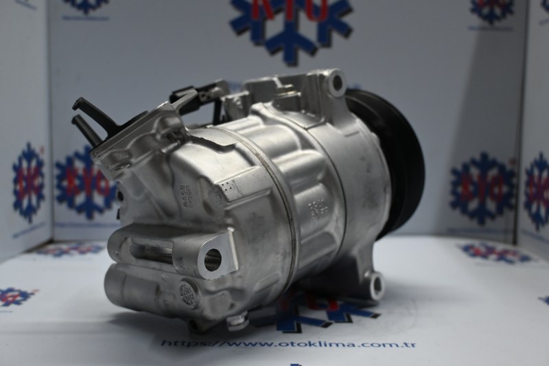 KYOK150126  RENAULT KANGOO MEGANE IV FLUENCE KADJAR / NİSSAN QASHQAİ 6 PK  SANDEN OEM :926001268R - 92600-6UB0A