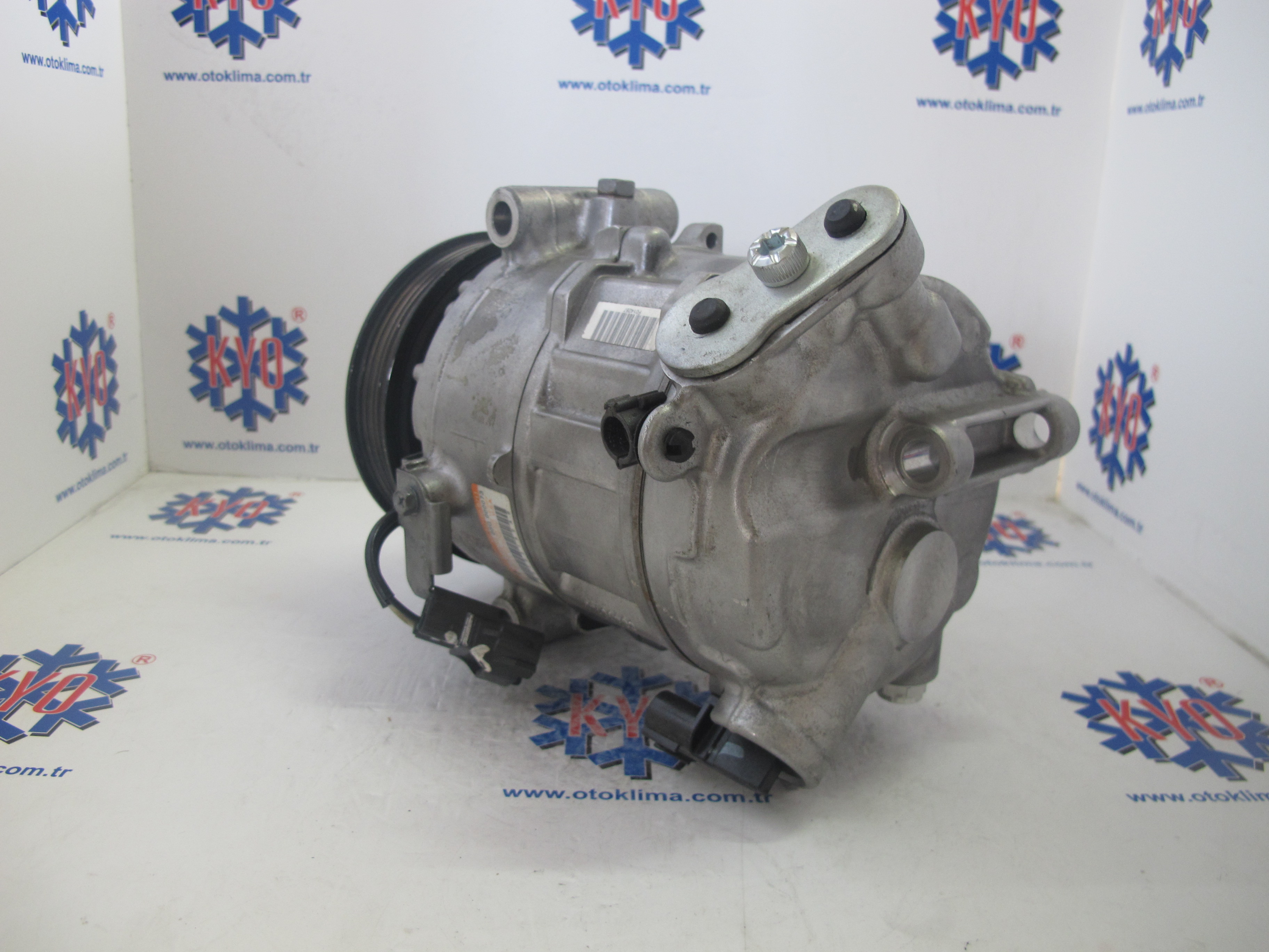 KYOK150215 JEEP GRAND CHEROKEE OEM : MC447160-6711 