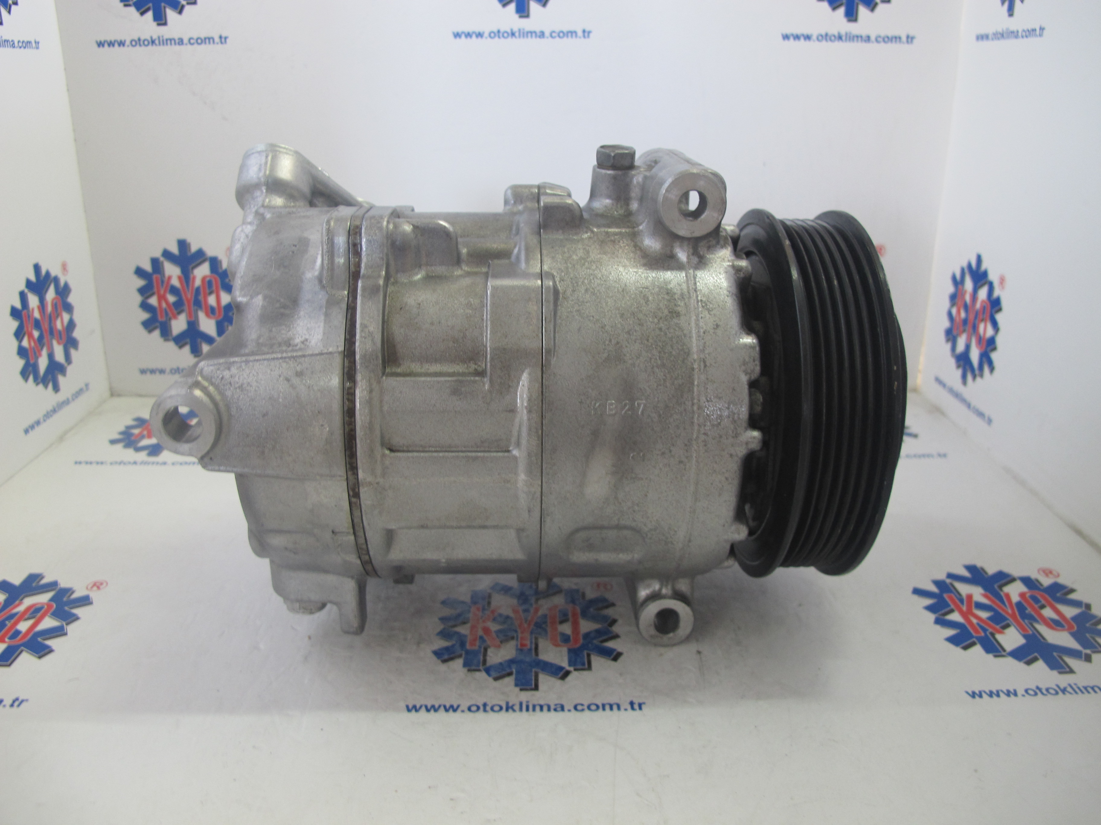 KYOK150215 JEEP GRAND CHEROKEE OEM : MC447160-6711 