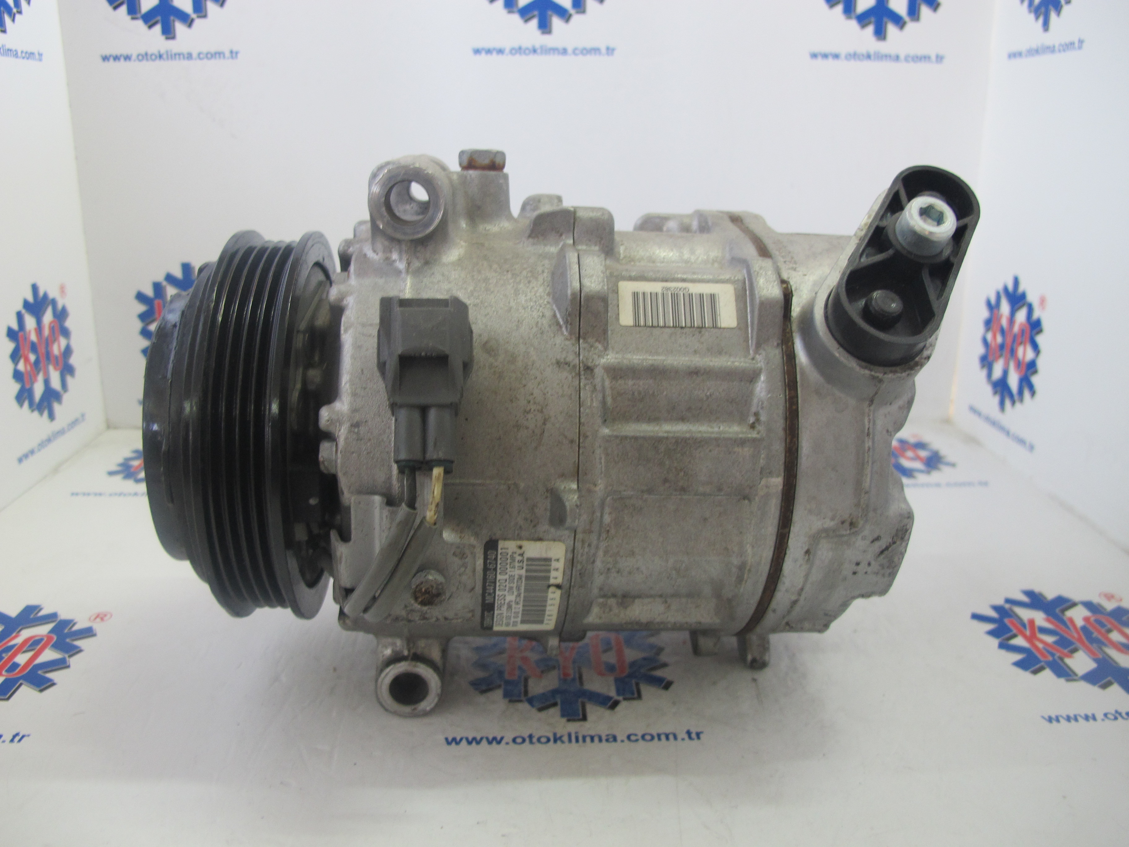 KYOK150216 JEEP NİTRO OEM : MC447160-6740