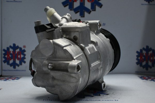 KYOK150228 MERCEDES BENZ W204 6 PK OEM : 437100-8621