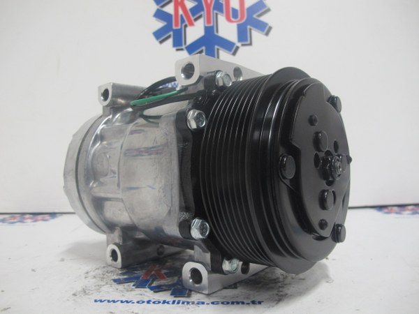 KYOK15023 İVECO İŞ MAKİNESİ 24V  8 PK OEM :504185596