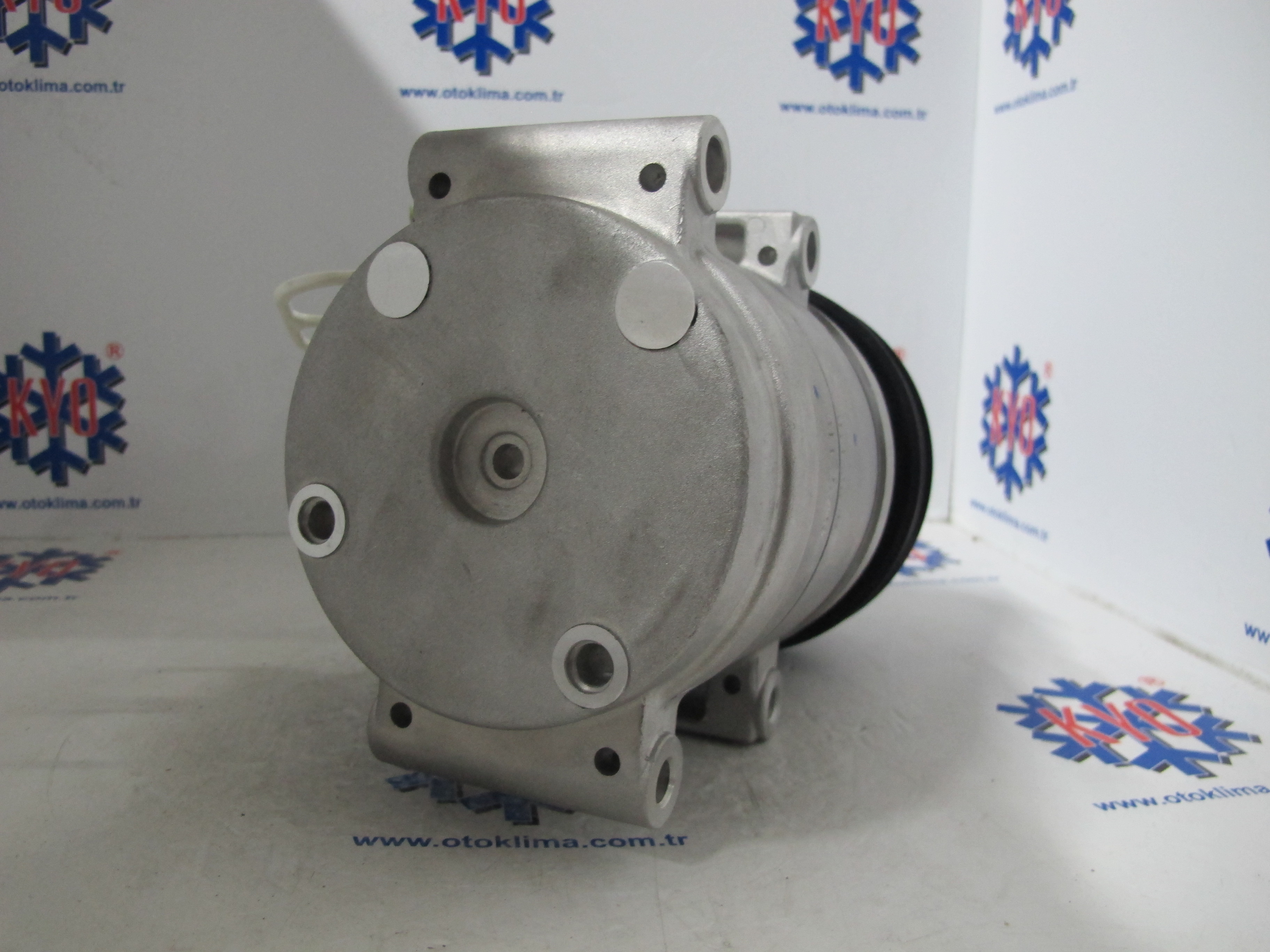 KYOK150242 SSANGYONG 6 PK  OEM : 6711303211