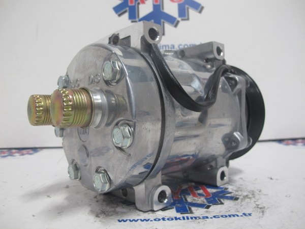 KYOK15025  İVECO İŞ MAKİNESİ 12V 8 PK OEM : 504185596