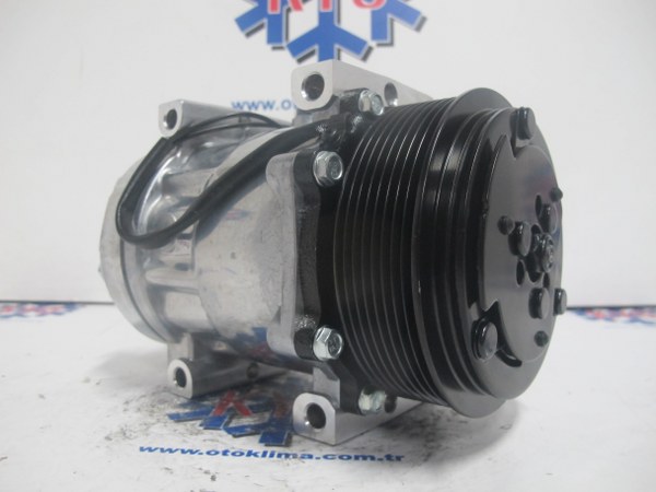 KYOK15025  İVECO İŞ MAKİNESİ 12V 8 PK OEM : 504185596