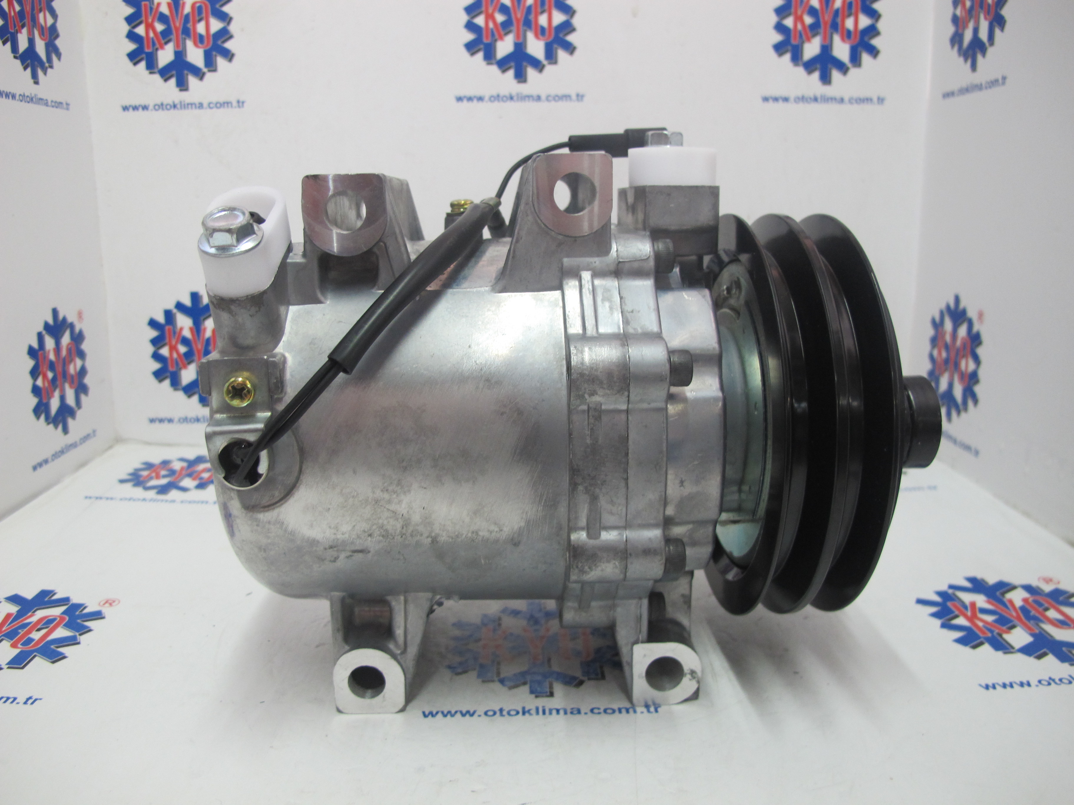 KYOK150263 İSUZU DMAX OEM : 8980839230 - 8973694150