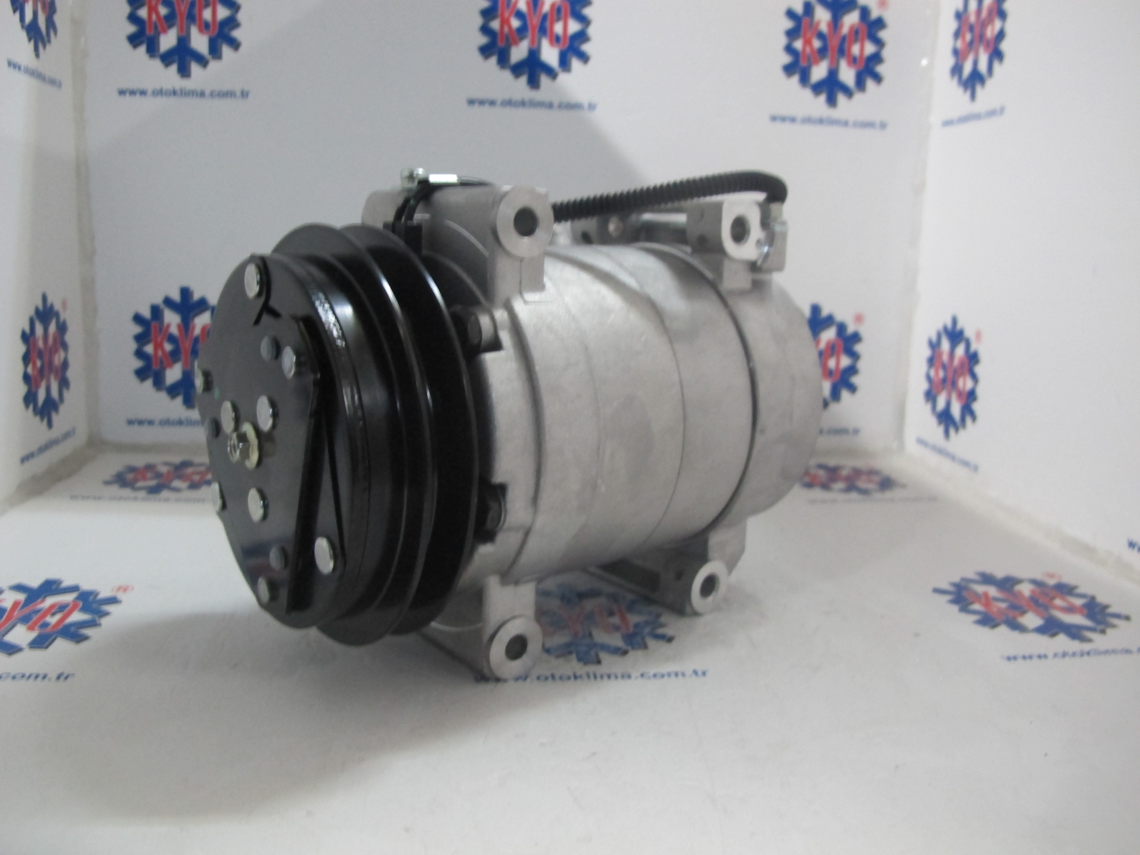 KYOK150270 HİDROMEK İŞ MAKİNESİ OEM : 742094 