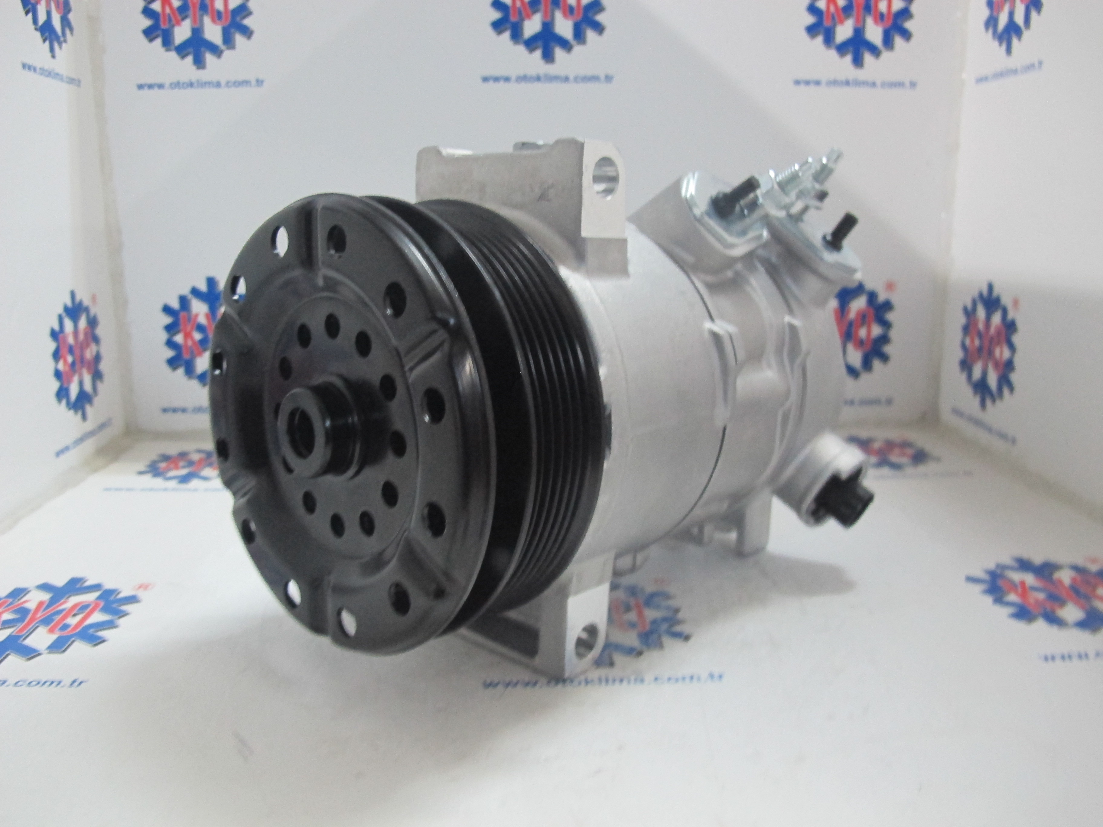 KYOK150274 DODGE AVENGER - CHRYSLER SEBRNİG  6 PK  OEM : 55111408AC