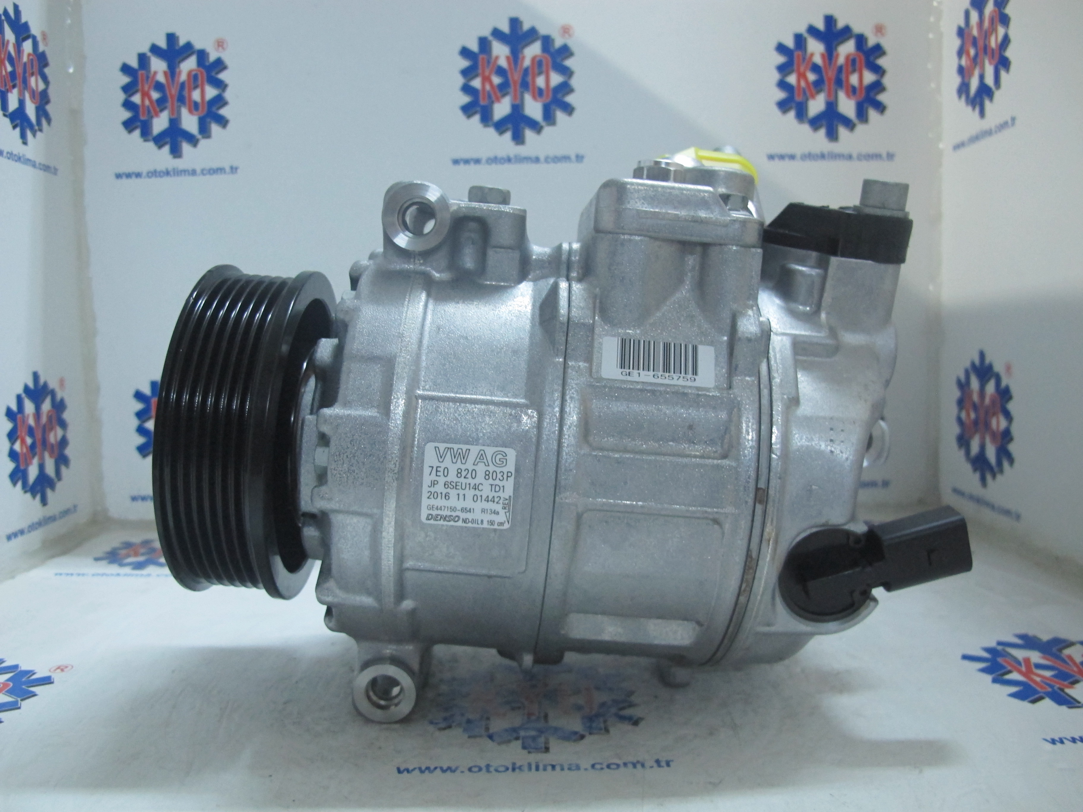 KYOK150279  VOLKSWAGEN TRANSPORTER T6  OEM : 7E0820803- 7E0820803P - 7E0820803E