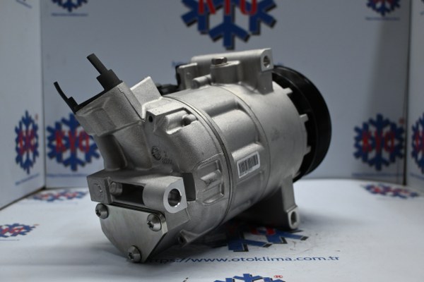 KYOK150292 RENAULT MASTER 7 PK VALEO  OEM : 8450030964