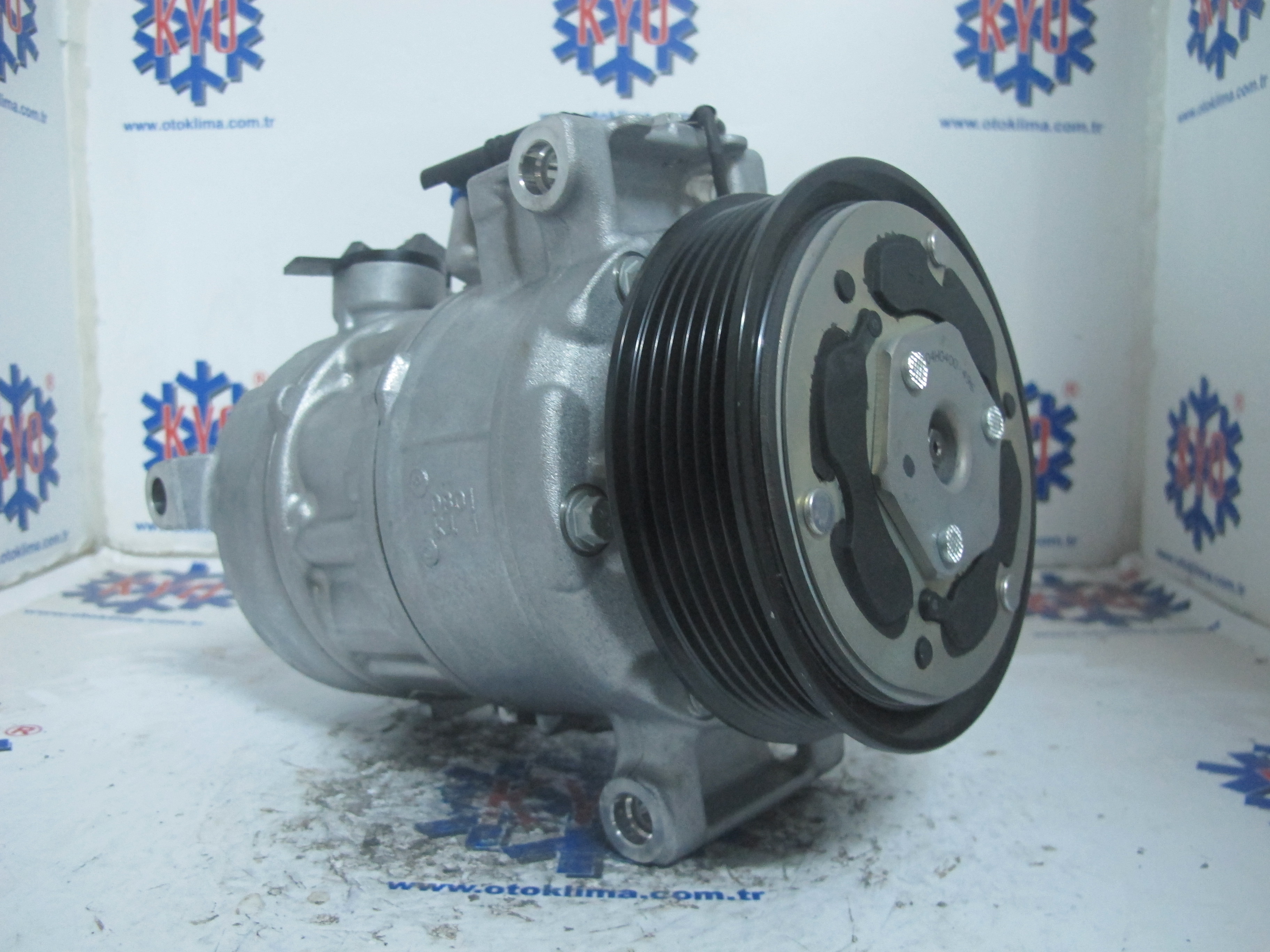 KYOK150328  BMW F20 - F30 6 PK OEM : 64529222296
