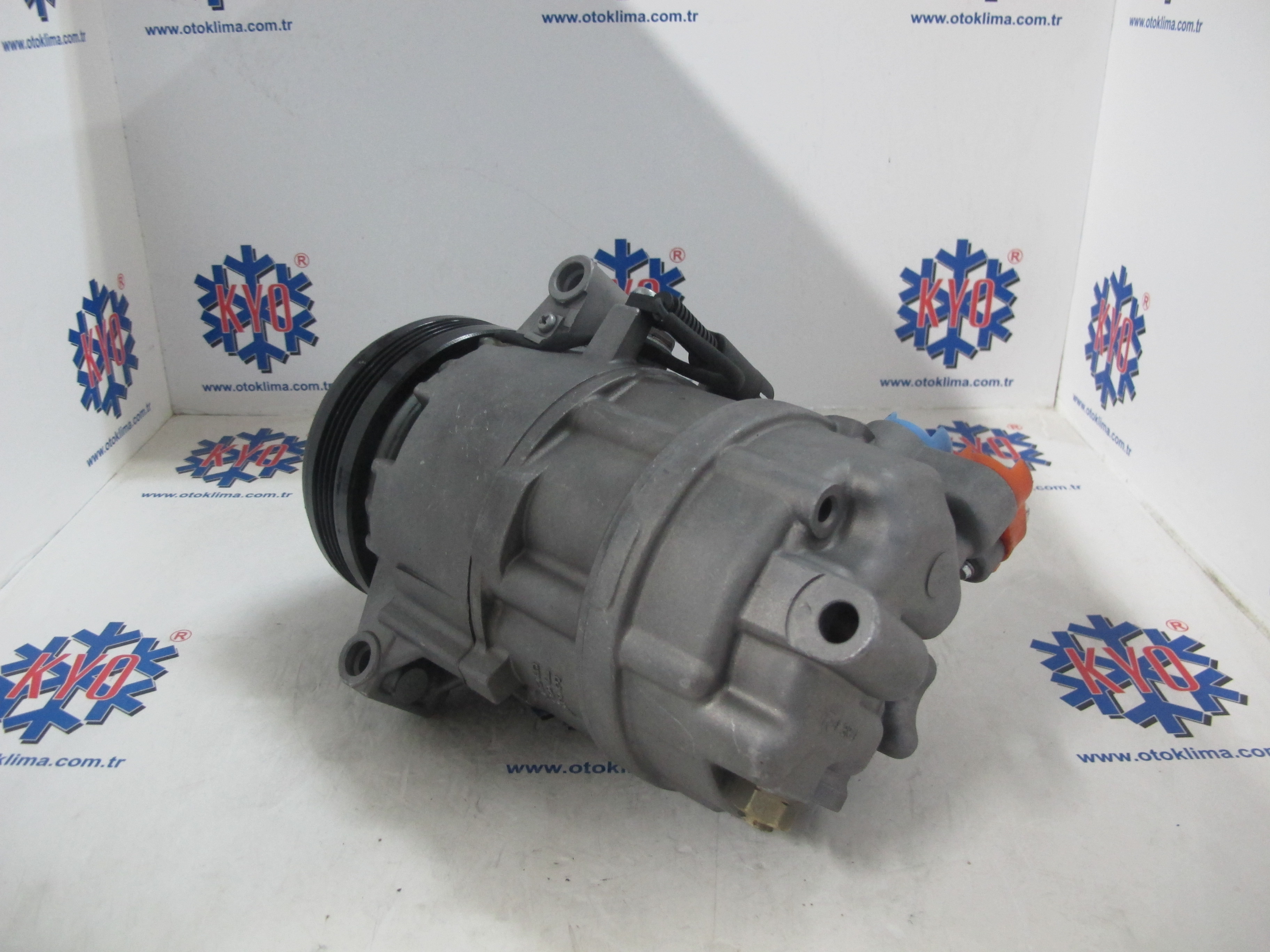 KYOK15033 BMW E 46 4 PK 