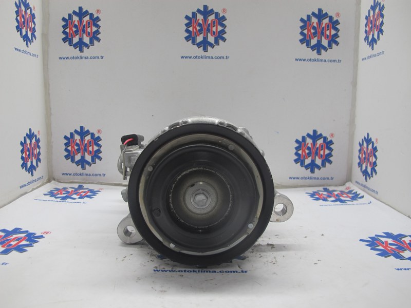 KYOK150347 BMW 5 SERİES G30- F90 - X4  8 PK  ÖN AYAK : 133mm  ARKA AYAK :136mm OEM: 64527948806